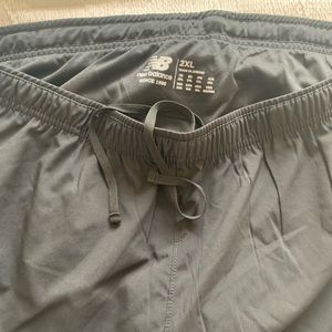 New Balance XL shorts with linear